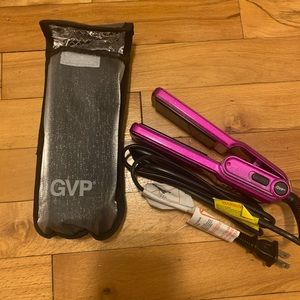 Mini flat iron
